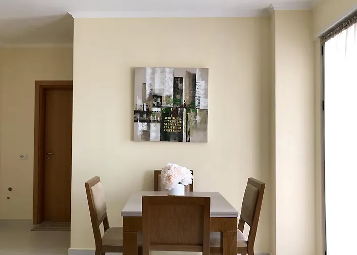 Eka Luxury Penthouse * Durrës