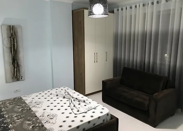 Eka Luxury Penthouse Lägenhet